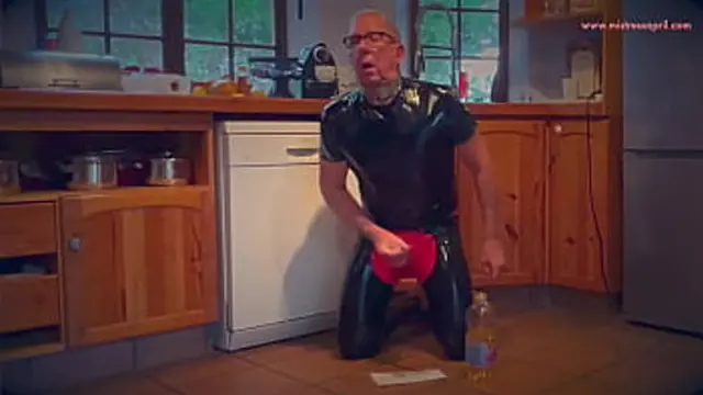 Domina April - Pure Submission