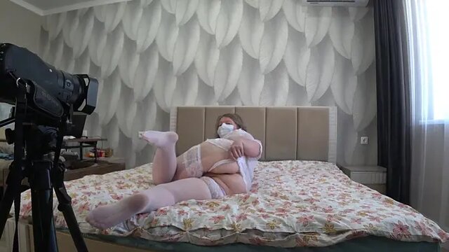 Curvy MILF films herself getting anal fucked - big booty & moaning