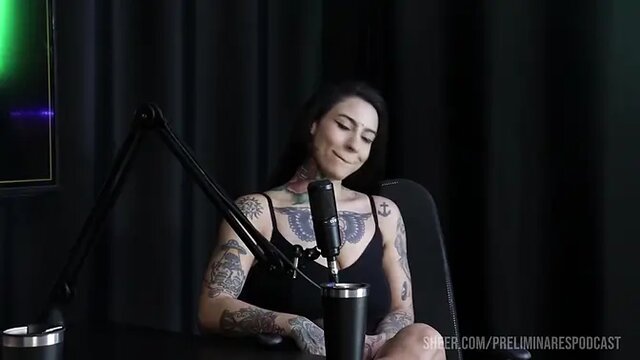 Blonde bombshell Lexi Mallett's sultry moments with Bia Hot - PART 4