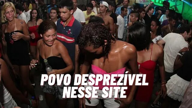 Hot Latina slut gets pounded in public and deep throats