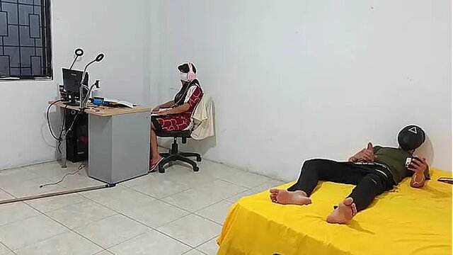 Latina step sis watches guy next door jerk it