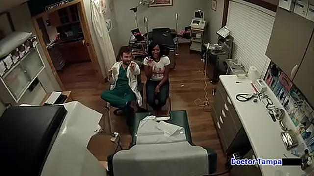 Dr Tampa - Tori Sanchez Receives a Pap Test