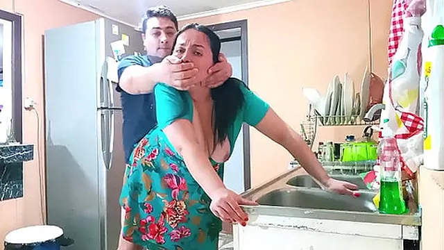 Hot amateur couple enjoys wild sex in the kitchen