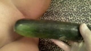 Huge courgette for a REAL orgasm