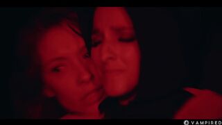 Lezdom Vampire Sex - Dominatrix Amirah Fingering Brat Blonde Ashby Winter