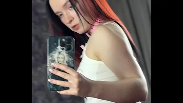 Kitty &mdash;  booty or face?