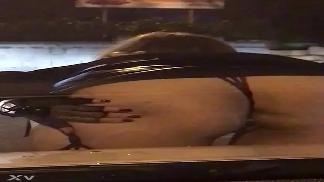 Public GF gives a horny blowjob on the street corner